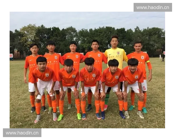 从青训到赛场巅峰英雄联盟选手TNT激情成长之路解析旅程全纪实